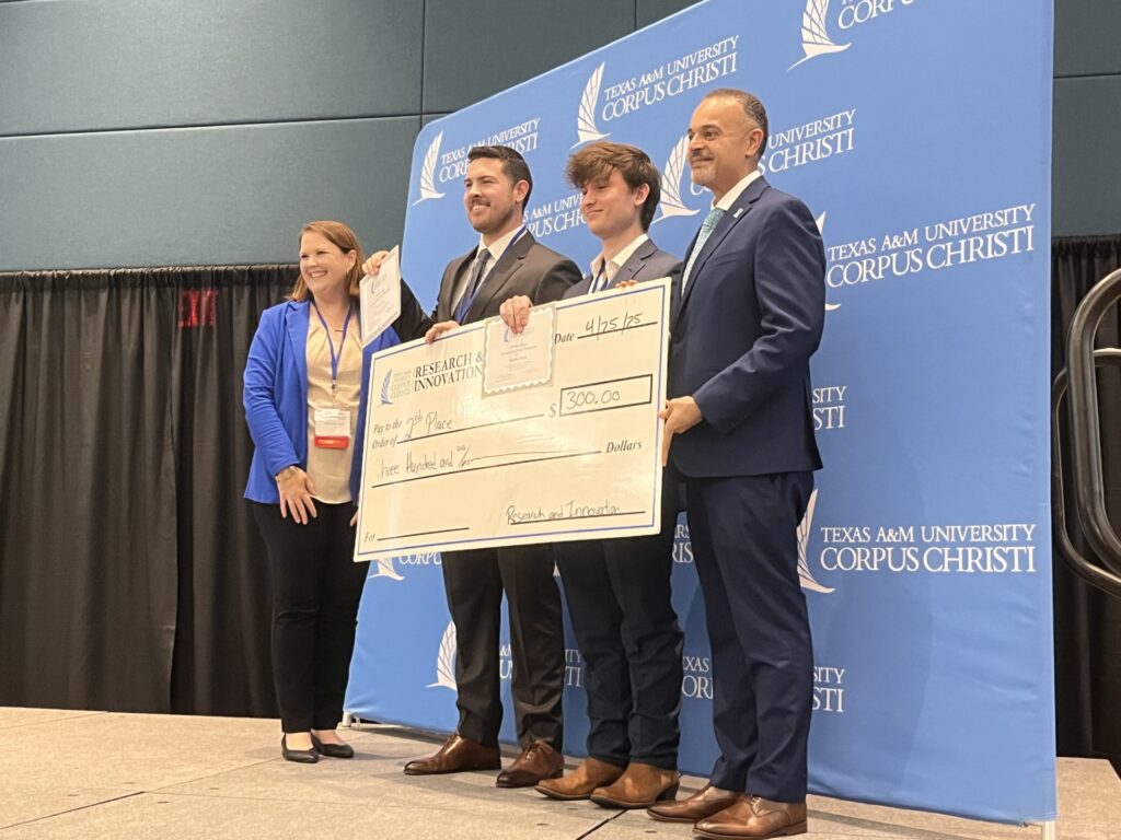 Hooshmand Lab Wins Second Place in Poster Presentation at the 2025 Symposium for Student Innovation, Research, and Creative Activities